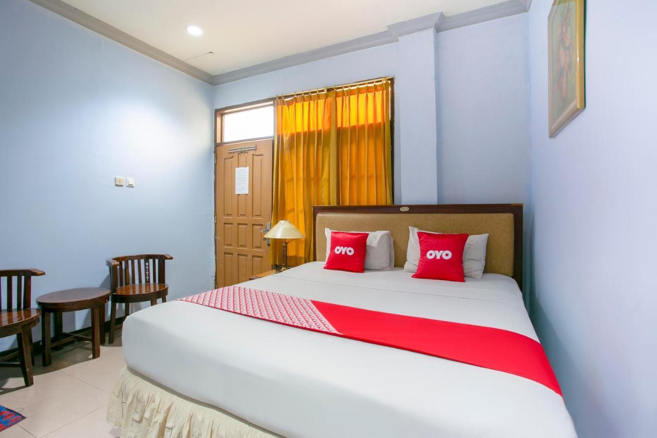 Oyo 3031 Hotel Regenerasi Banjarmasin  Luaran gambar